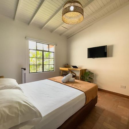 Hotel Casa Las Palmas メデジン エクステリア 写真