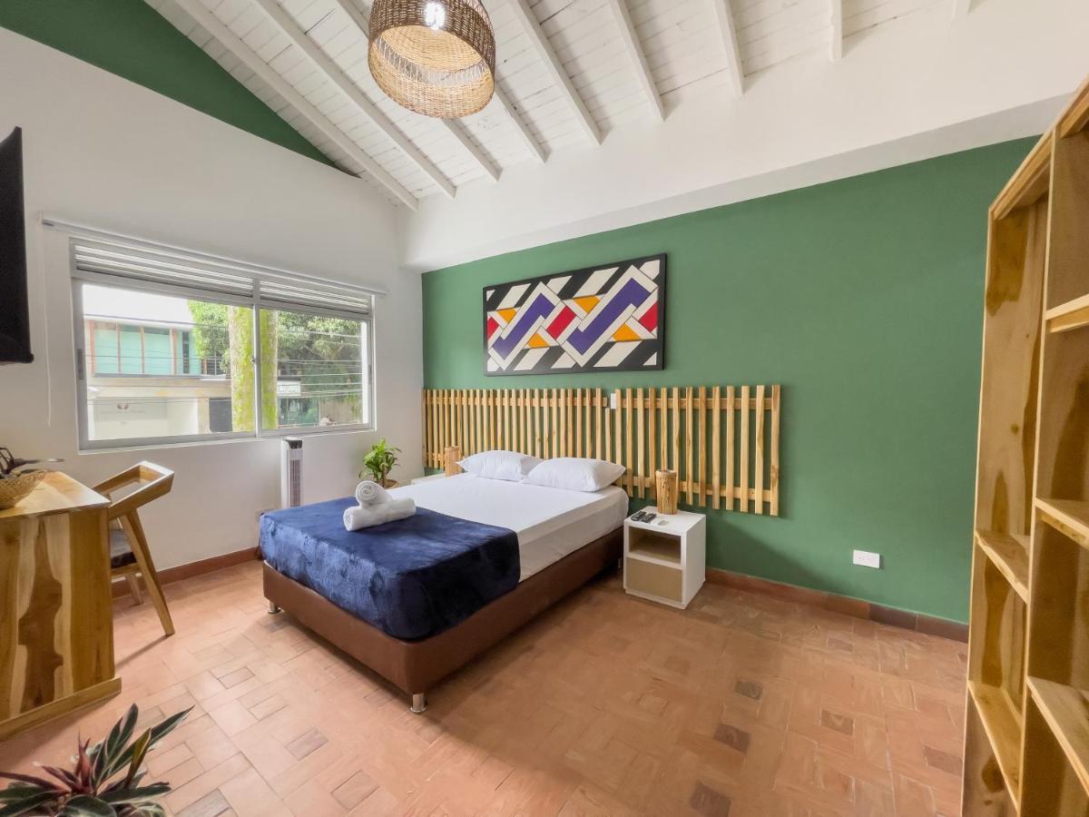 Hotel Casa Las Palmas メデジン エクステリア 写真