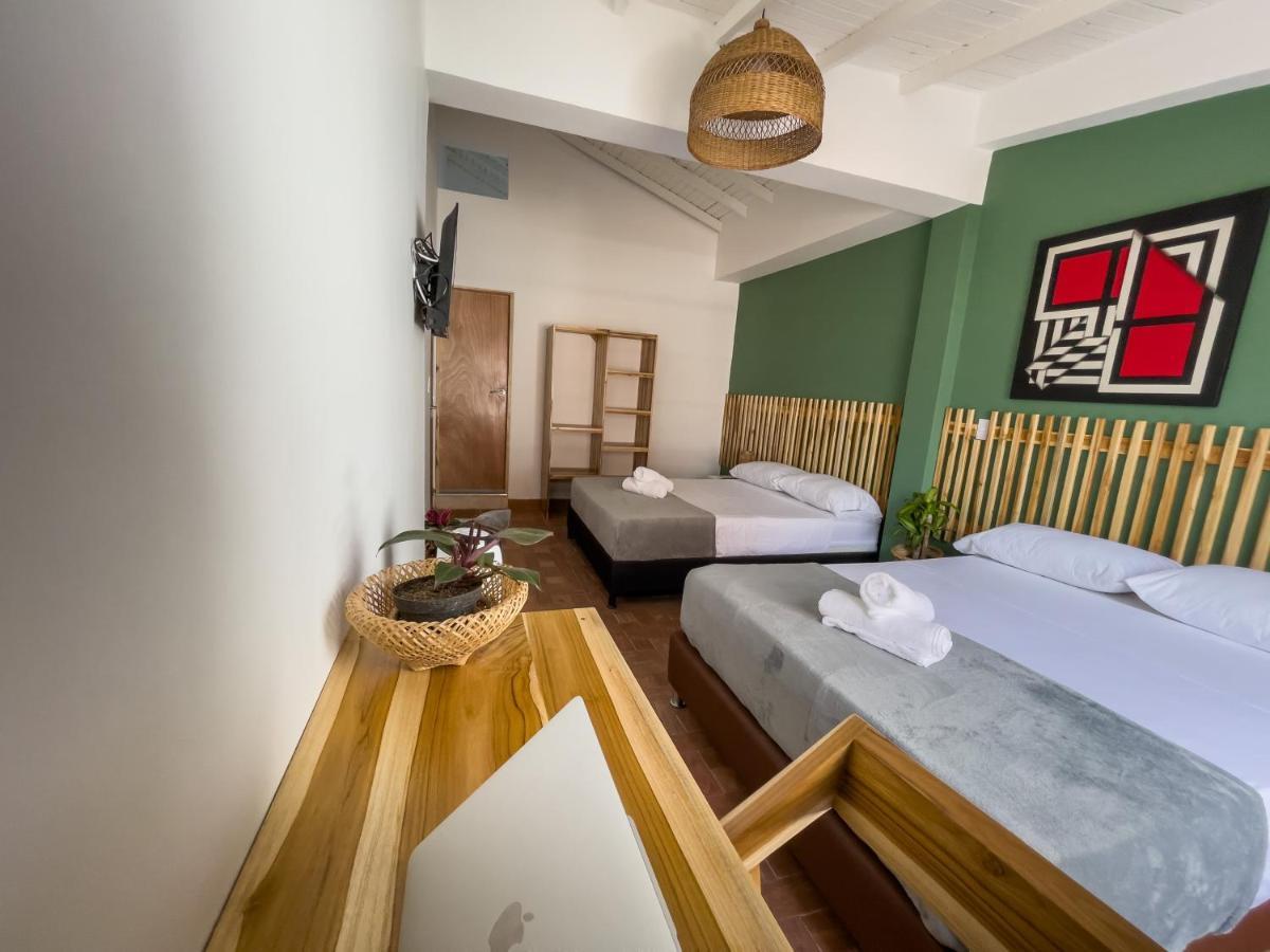 Hotel Casa Las Palmas メデジン エクステリア 写真