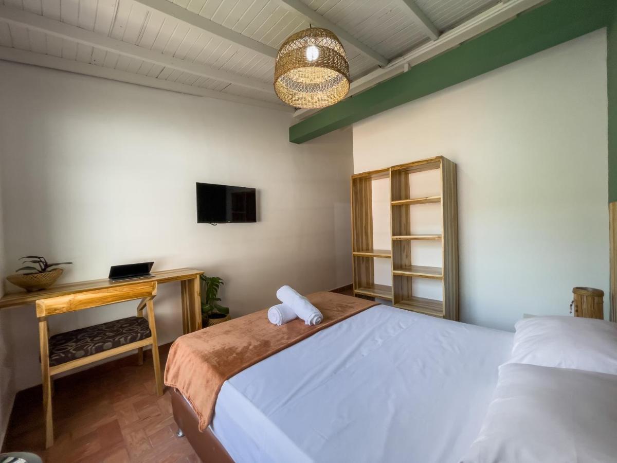 Hotel Casa Las Palmas メデジン エクステリア 写真