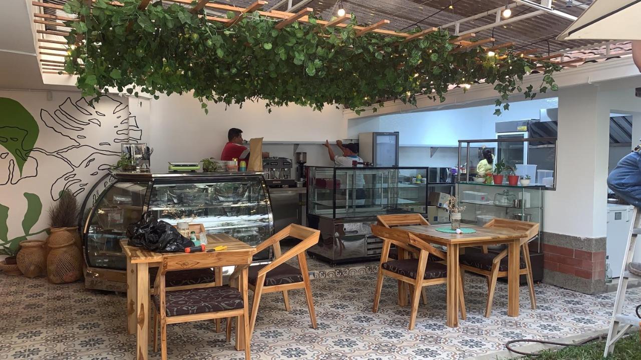 Hotel Casa Las Palmas メデジン エクステリア 写真